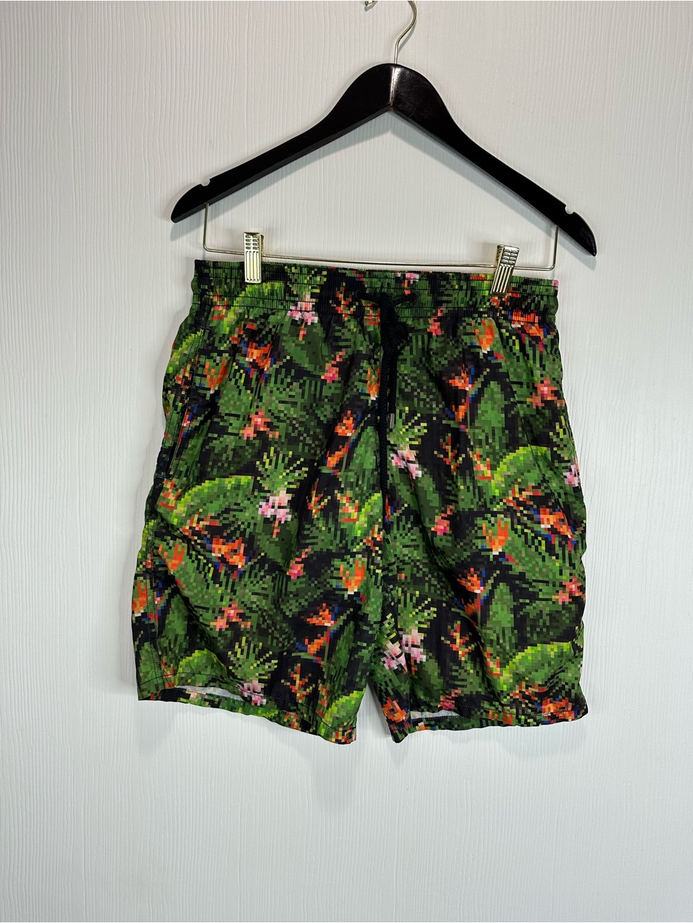 VILEBREQUIN Pixel Floral Mens M Marine Swim Trunks Bathing Shorts 6” Inseam